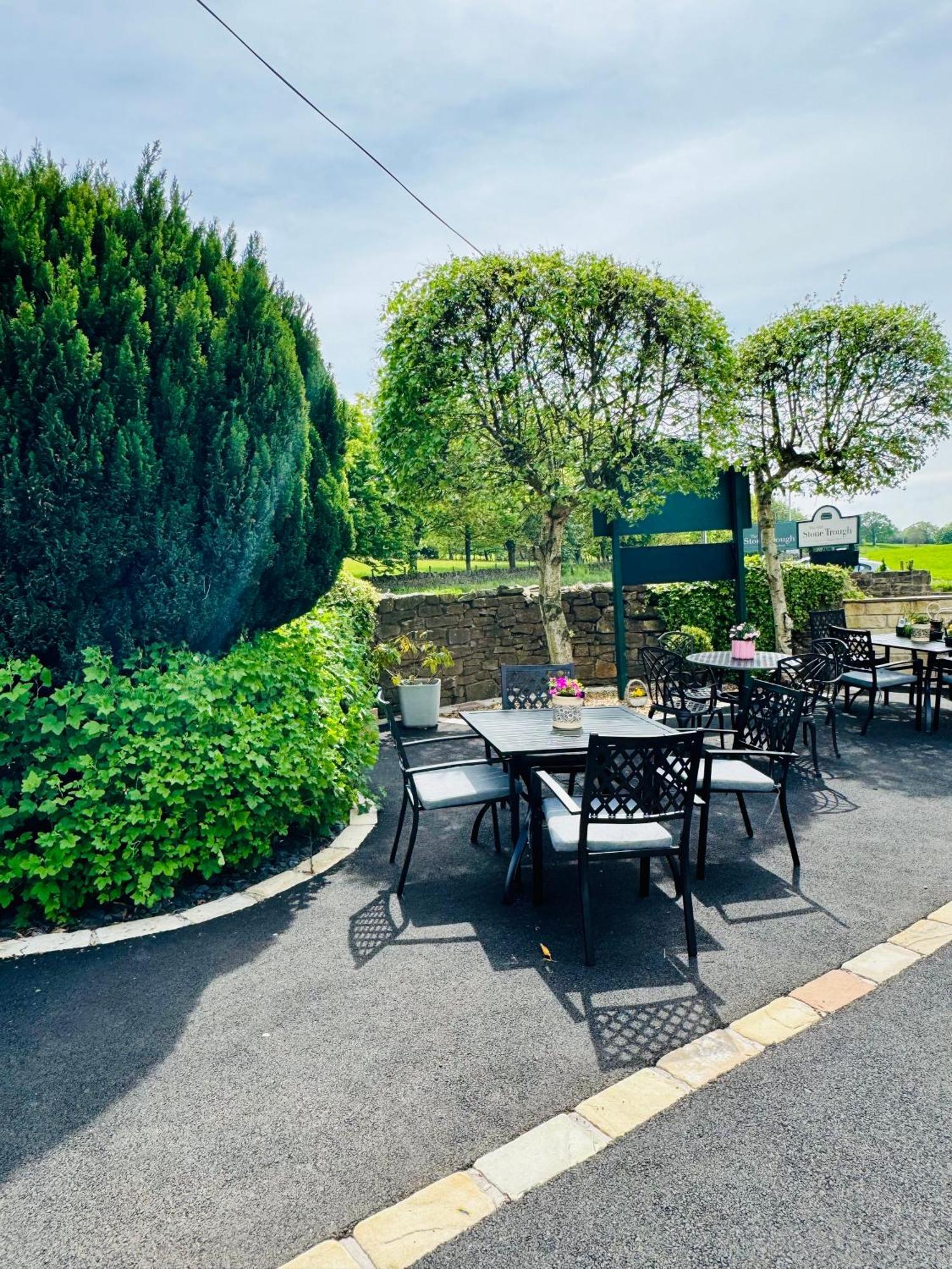 The Old Stone Trough Country Hotel Kelbrook Esterno foto